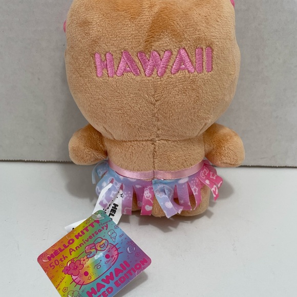 Hello Kitty 50th Anniversary Hawaii Limited Edition 6”Plush ABC Store Exclusive - Picture 2 of 7